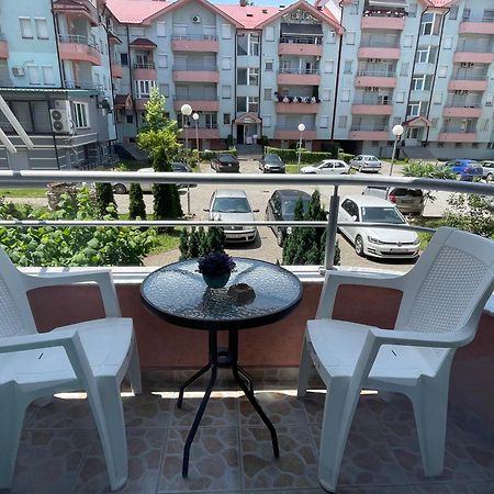 Front Beach Exclusive Apartments Struga Luaran gambar