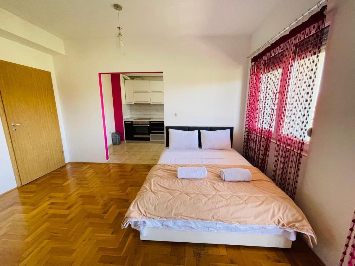 Front Beach Exclusive Apartments Struga Luaran gambar