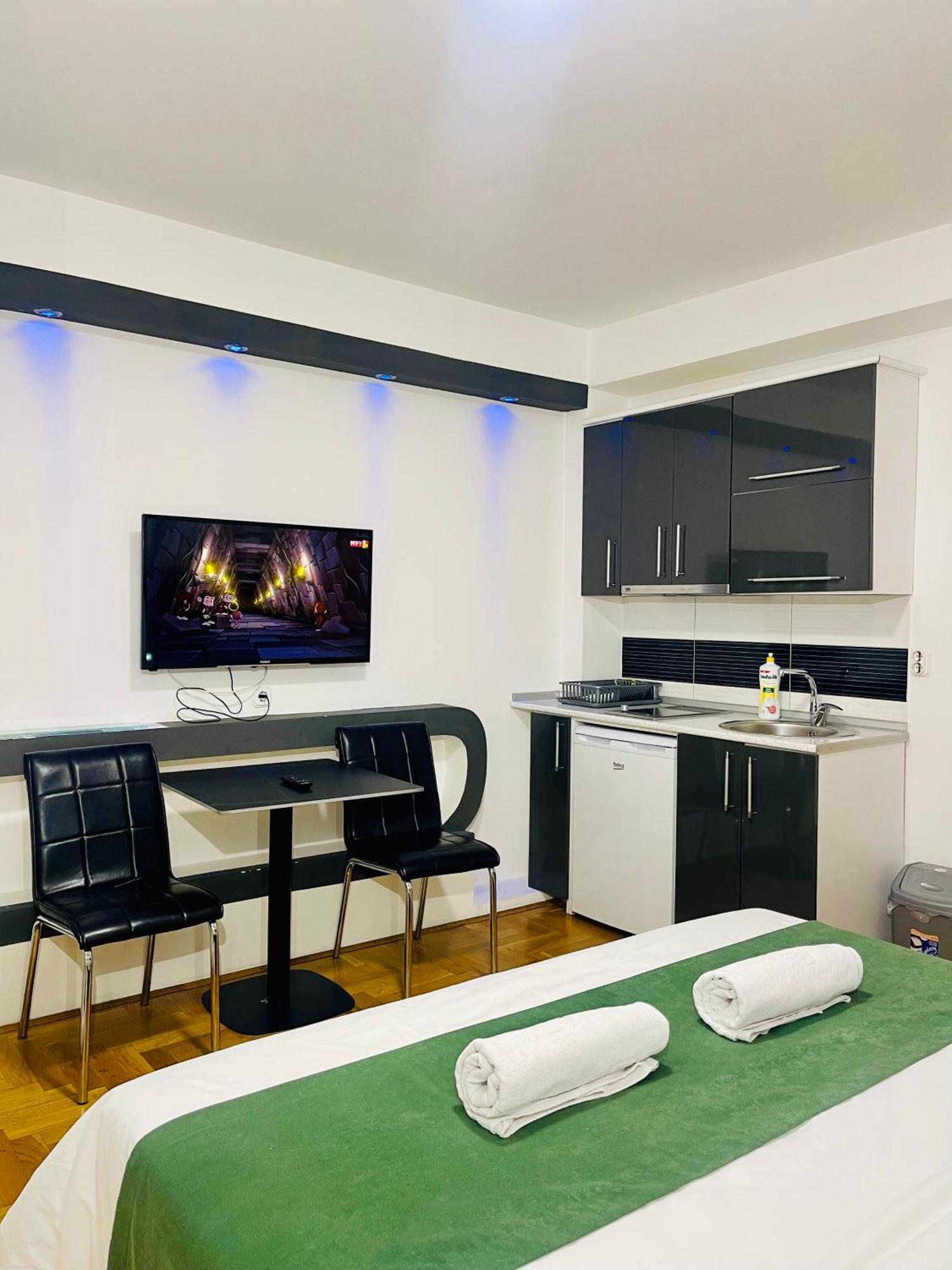 Front Beach Exclusive Apartments Struga Luaran gambar